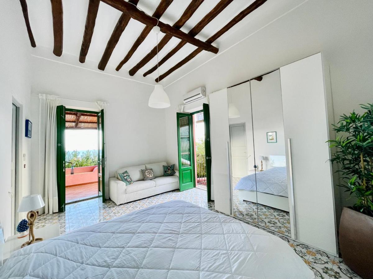 Villa Pomelia, Villa Nel Corso Di Santa Marina Salina A 50 Mt Dal Mare Buitenkant foto