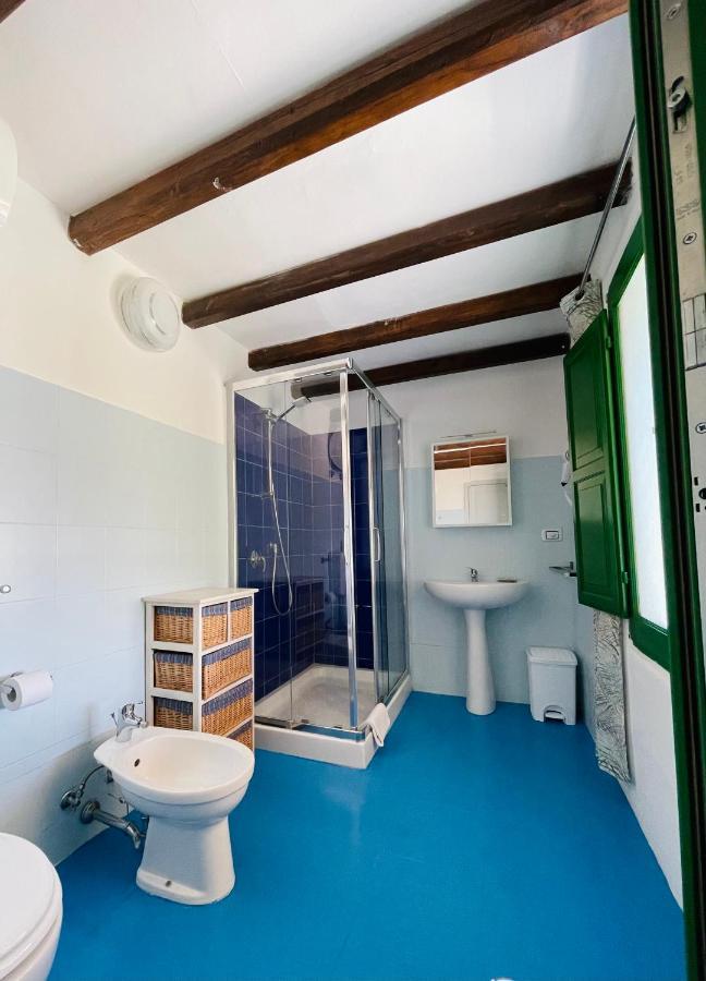 Villa Pomelia, Villa Nel Corso Di Santa Marina Salina A 50 Mt Dal Mare Buitenkant foto