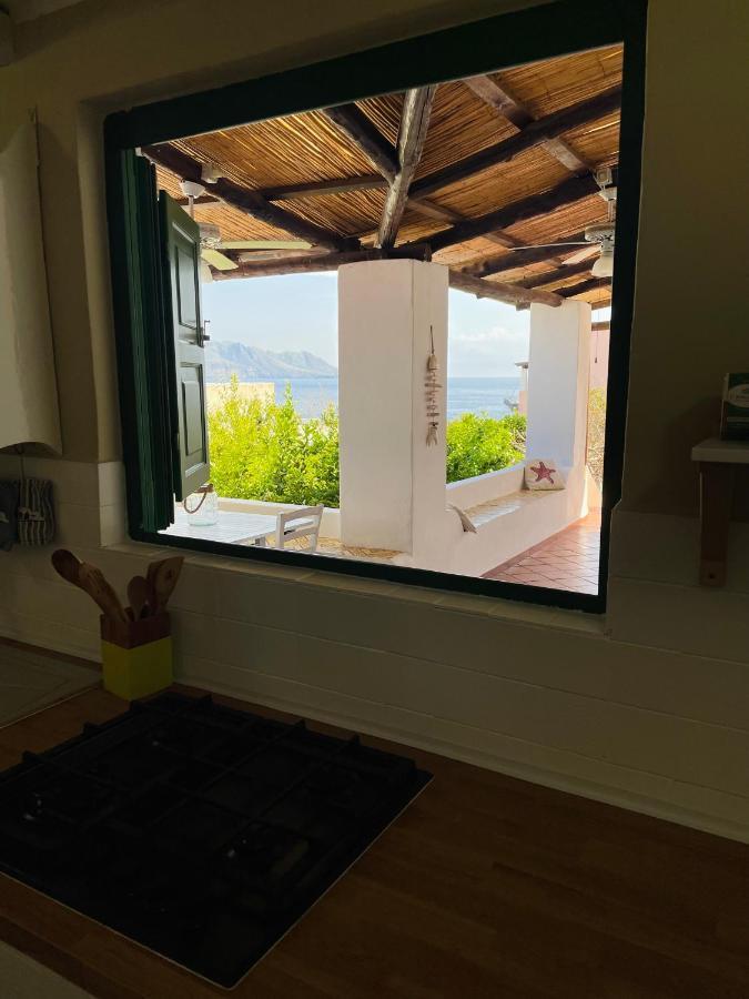 Villa Pomelia, Villa Nel Corso Di Santa Marina Salina A 50 Mt Dal Mare Buitenkant foto